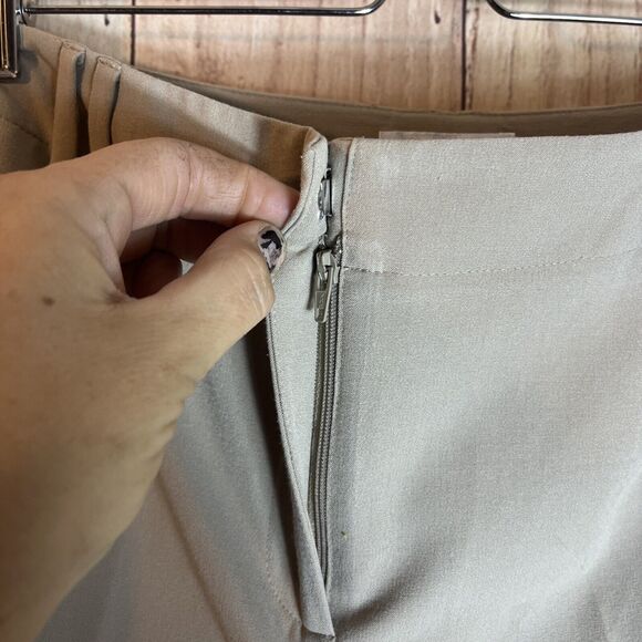 Talbots Beige Tailored Fit Wide Leg High Waist Stretch Neutral Trousers 8 - Picture 2 of 8